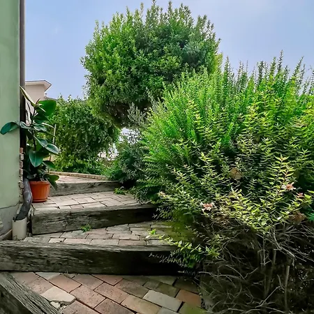 La Casa Di Mary Apartment *